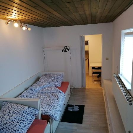 Jasmin Apartment Laichingen ภายนอก รูปภาพ