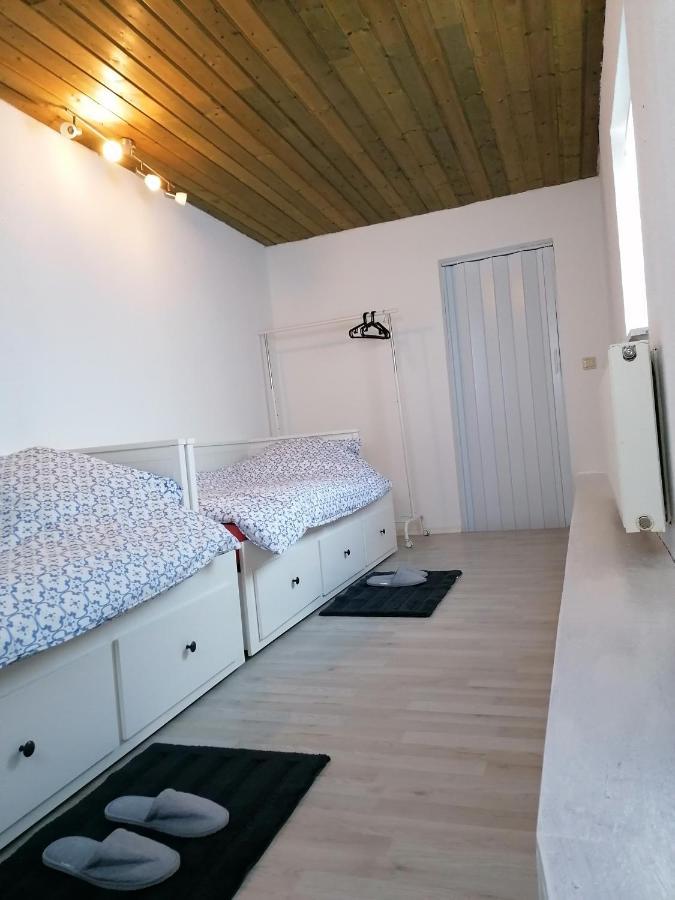 Jasmin Apartment Laichingen ภายนอก รูปภาพ